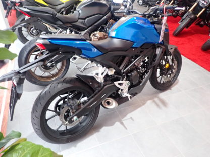 Honda CB125R – Bild 3