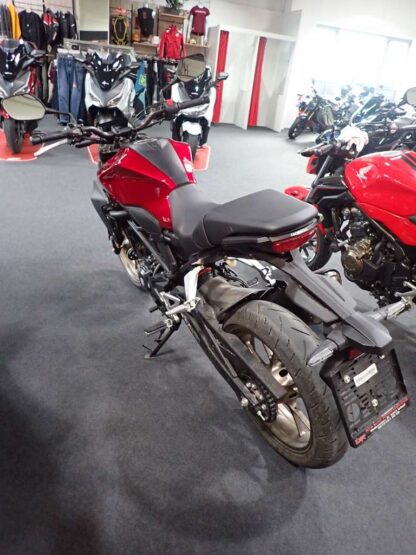Honda CB 300R – Bild 4