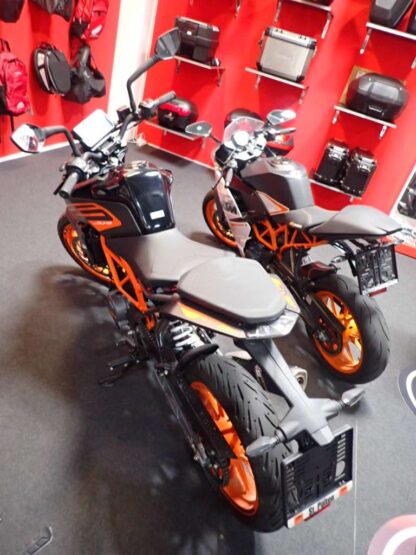KTM Duke 125 – Bild 4