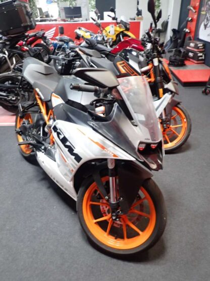 KTM 390 RC