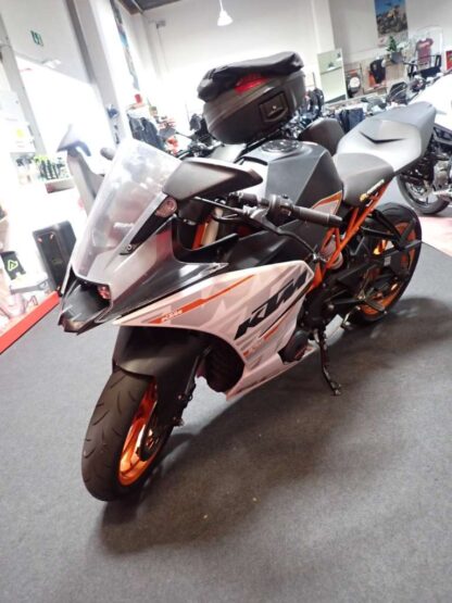 KTM 390 RC – Bild 2
